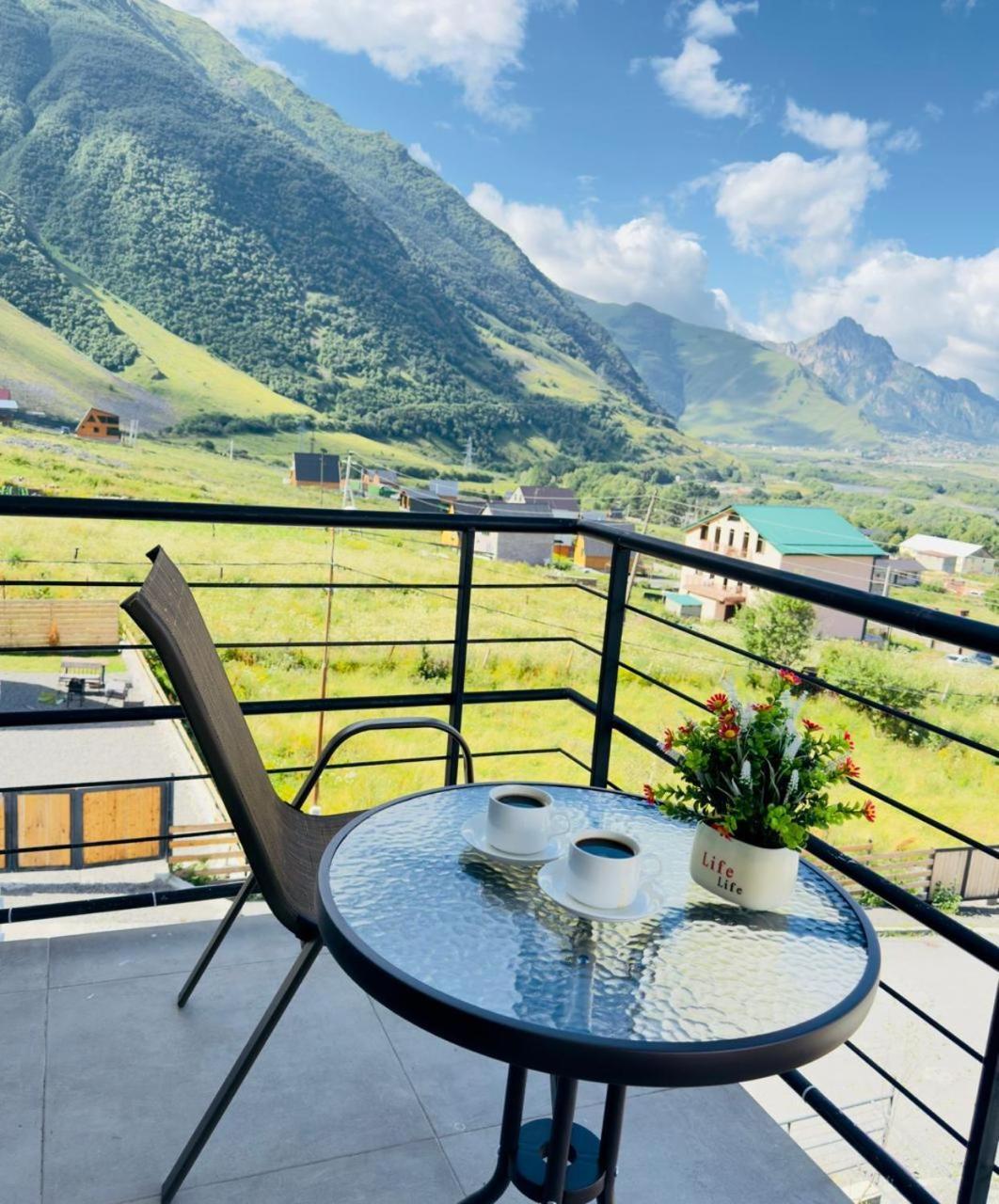 Hotel Kazbegi Chalet Exterior foto